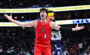 拓記：球隊(duì)想進(jìn)季后賽但更可能先進(jìn)附加賽 國王灰熊不強(qiáng)&太陽難打