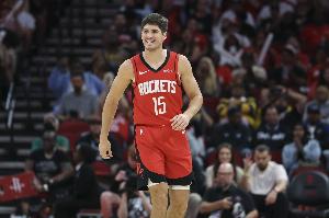 烏度卡：謝潑德把握住了上場(chǎng)機(jī)會(huì) 我們希望他能繼續(xù)保持自信！