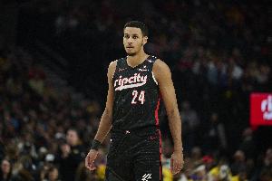 開(kāi)拓者VS太陽(yáng)首發(fā)：霍勒迪缺陣克里斯·穆雷提上首發(fā) 搭檔克林根