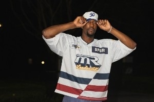 打不了球不妨礙耍帥！阿德巴約曬近期照：全副武裝 穿戴整齊