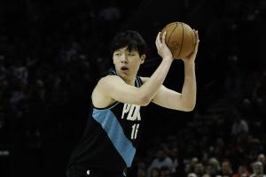 【菜鳥】楊瀚森9分5板3助1帽&多項(xiàng)新高 科沃德19分11板 樂福17分