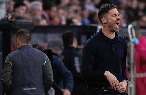 抱怨阿隆索訓(xùn)練量過大？記者：球員表示事實(shí)相反！理解訓(xùn)練方式