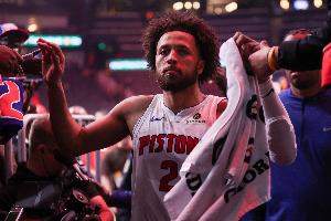 阿里納斯：活塞球迷應(yīng)該擔(dān)心 康寧漢姆留在活塞并非Nike長期計劃