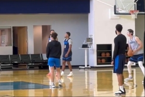 差點(diǎn)忘了還有你！雷霆隊(duì)記曬出肯里奇今日參加投籃訓(xùn)練視頻