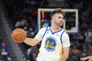 盡力局！斯潘塞替補13中5拿下11分8板13助2斷