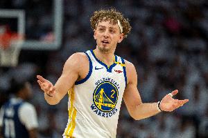 就你是庫里接班人？波杰姆斯基19中6&三分7中2拿20分8板