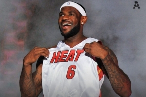 TA評選出了21世紀十大球員變動：老詹決定排第一&個人三次上榜