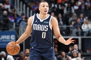 Shams：獨行俠后衛(wèi)?？怂_姆將接受膝蓋手術(shù) 本賽季報銷！