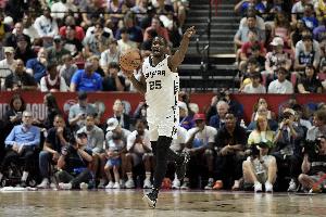 7中5得12分！加西亞：我為自己驕傲 也希望爸爸能為我感到自豪