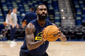 狀態(tài)回暖！小哈達(dá)威第三節(jié)2中2拿到5分1籃板