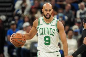 傷士氣！杰倫·布朗劈扣被克拉克斯頓按帽 懷特隨后空籃不進