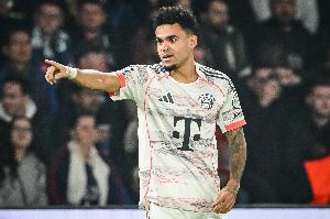 迪亞斯效力拜仁前10場(chǎng)德甲參與10球，近20年僅次于凱恩、克洛澤