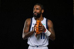 基德：歐文的領(lǐng)導(dǎo)力作用巨大 他對布威的指導(dǎo)堪稱大師級示范