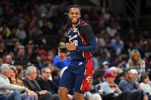 復出狀態(tài)不錯！加蘭12中5得20分2板7助 三分4中3