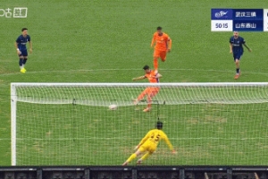 26球追平法比奧！瓦科點射破門，賽季第3次罰點終于命中！