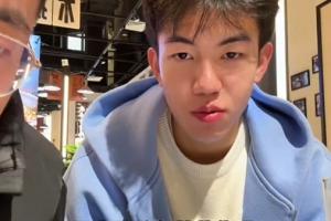 國家隊隊友羨慕你留洋嗎？王博豪：羨慕，我跟他們說我出去有房住