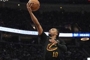 內(nèi)外開花！加蘭強攻打成2+1后追身三分又進 連得6分打停步行者