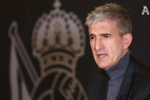 郵報：維拉新轉(zhuǎn)會主管奧拉貝獲工作許可，接替蒙奇?zhèn)鋺?zhàn)冬窗