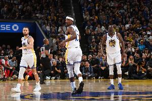 上賽季庫里、巴特勒、追夢(mèng)同時(shí)在場一共僅輸5場 本賽季已輸了6場