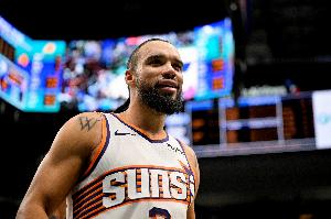 拼到六犯！狄龍17中8&4記三分拿下22分5板1助2斷