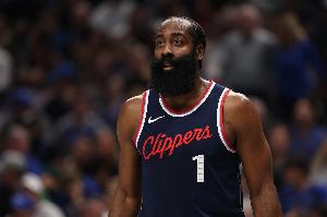 哈登：我所有的個人訓(xùn)練都是為了整支球隊 想方設(shè)法去贏得比賽