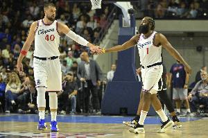 唯一幫手！祖巴茨上半場(chǎng)6中4砍下8分5板 蹭哈登手感還送出5助攻