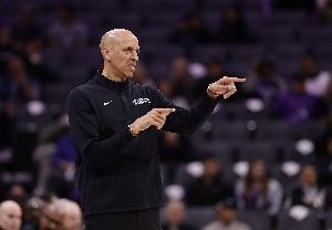 國王主帥：我們確實非常需要這場勝利 這是一場極致的的團隊勝利