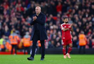 主動攬責(zé)！斯洛特：在安菲爾德輸0-3不常見，球迷提前退場也正常