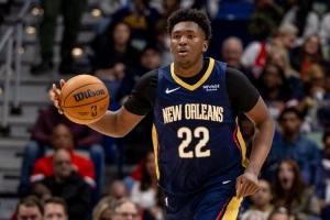 練級(jí)中！奎因14中6&8罰8中砍下20+9+3+2+2 費(fèi)爾斯13中5拿到11+4+4