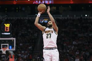 中規(guī)中矩!賈馬爾?穆雷18中9拿到23分2板9助1斷1帽