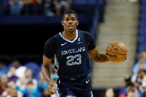 今天是咋了？科沃德半場(chǎng)12分鐘5投0中 四項(xiàng)數(shù)據(jù)掛蛋&僅有1助攻