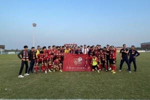 李國(guó)旭：我們暫時(shí)穩(wěn)定在中超的舞臺(tái) 未來會(huì)不斷的超越自己