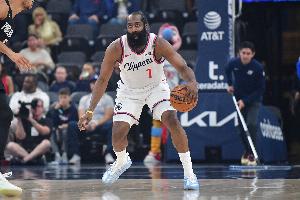 哈登本季場(chǎng)均28.4分 創(chuàng)個(gè)人20年在火箭拿下得分王以來(lái)最高分