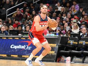 高效！基斯珀特10投7中&三分6中3砍下20分5籃板5助攻