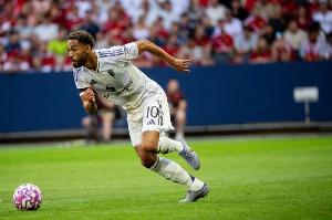 記者:庫(kù)尼亞訓(xùn)練中受傷但問題不大,仍可能出戰(zhàn)埃弗頓