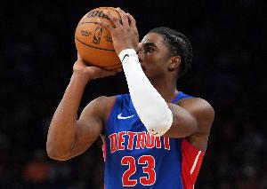 艾維：我的受傷未改變?nèi)魏问虑?球隊(duì)成功的模式是早已規(guī)劃好的