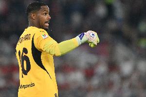 意媒：邁尼昂撲出恰20點球是心理博弈的結果，成功擾亂后者節(jié)奏