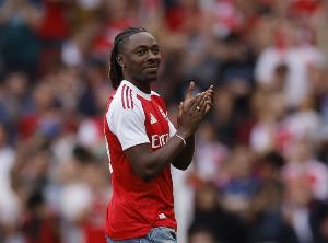 北倫敦德比聯(lián)賽首秀進球！埃澤是槍手近34年首位做到的英格蘭球員