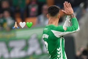 安東尼社媒談染紅：完全是無意的動作，很抱歉讓球迷失望