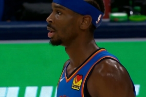 啥也有了！亞歷山大自投自搶 甩傳大對角助攻以賽亞·喬三分