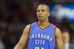 生涯賺了近2000萬(wàn)刀！特爾費(fèi)爾退役后財(cái)務(wù)出問(wèn)題 已搬回到公租房