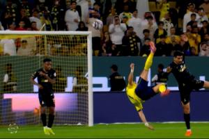 夢(mèng)回當(dāng)年！C羅這個(gè)精彩倒鉤和當(dāng)年歐冠倒鉤破尤文有幾分相像？