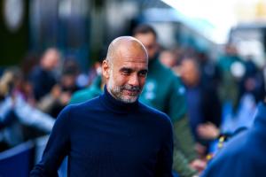 曼晚：曼城關(guān)注藥廠馬扎但有其他優(yōu)先事項(xiàng) 巡回賽球員會陸續(xù)加入