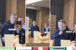 接地氣！斯特拉斯堡大逆轉(zhuǎn)晉級(jí)歐協(xié)聯(lián)4強(qiáng) 主教練奧尼爾爽吃麥當(dāng)勞