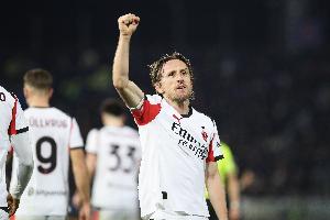 羅馬諾：皇馬很多人認(rèn)為讓莫德里奇離隊(duì)是錯(cuò)誤，領(lǐng)袖力成了大問(wèn)題