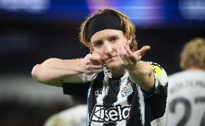 法爾克：戈登進(jìn)入拜仁引援名單且受好評 因他左右邊鋒+中鋒都能踢