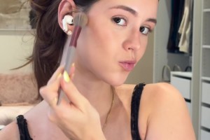 理查利森老婆真是神仙顏值~哪怕生完孩子了，顏值依舊這么高~