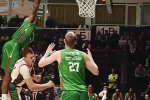 懂球小姐姐：可惜登哥這么好的狀態(tài) 小瓊斯傷退能打又少一個