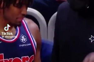 今天39分手刃登哥！哈登在76人時期，沒少指導馬克西啊