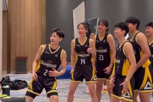 沒看懂，廣東女籃這是跳啥舞呢？??